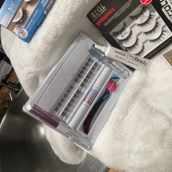 Eyelashes Bundle - Picture 3 of 13